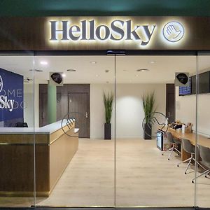 Air Habitaciones Madrid Airport by Premium Traveller